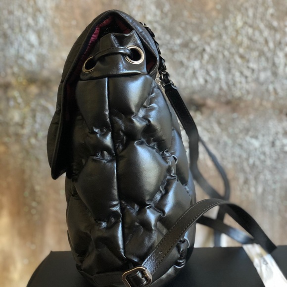 CHANEL BACKPACK - Picture 7 of 8